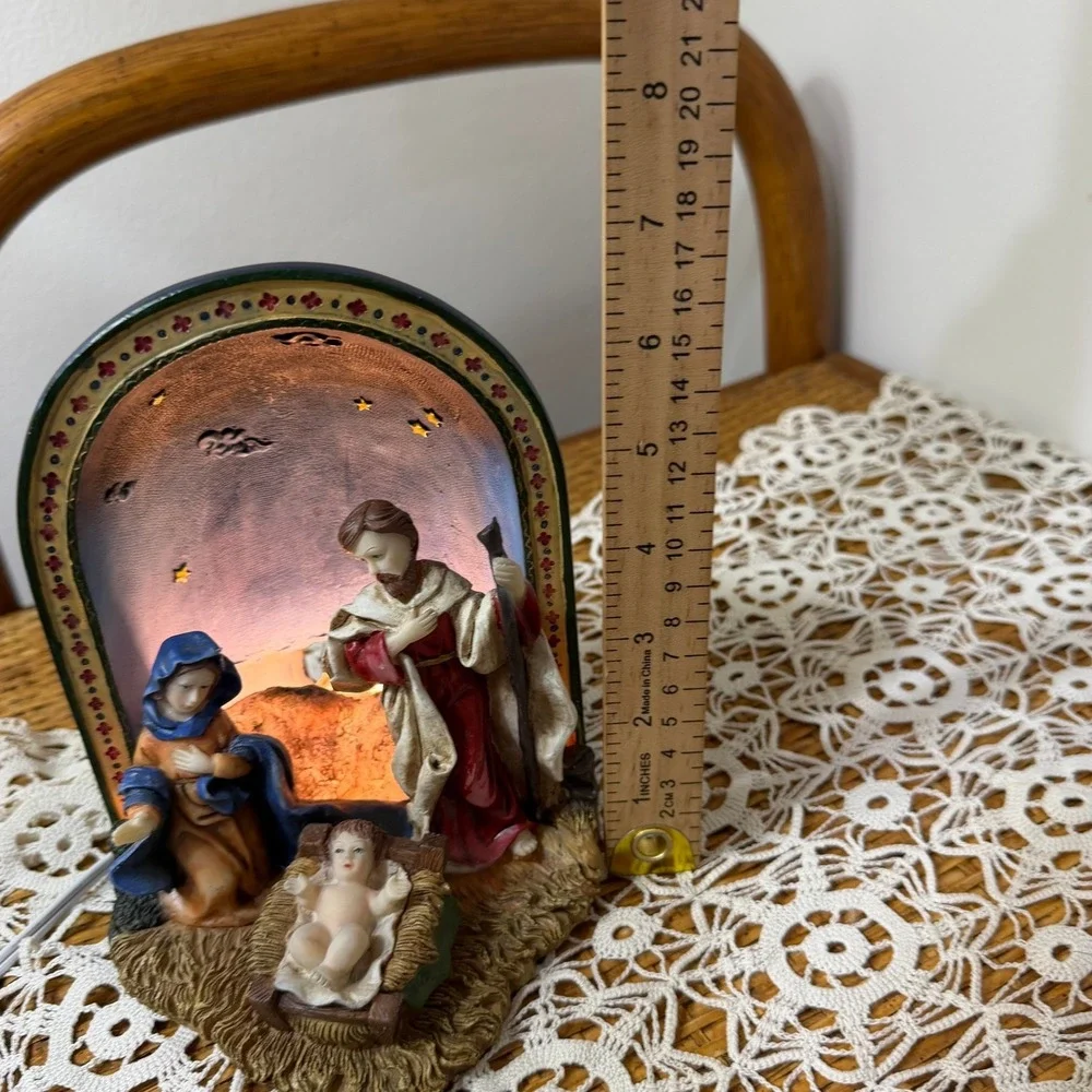Vintage Autom Nativity Plug In Night Light Holy Family Resin Arched Grotto